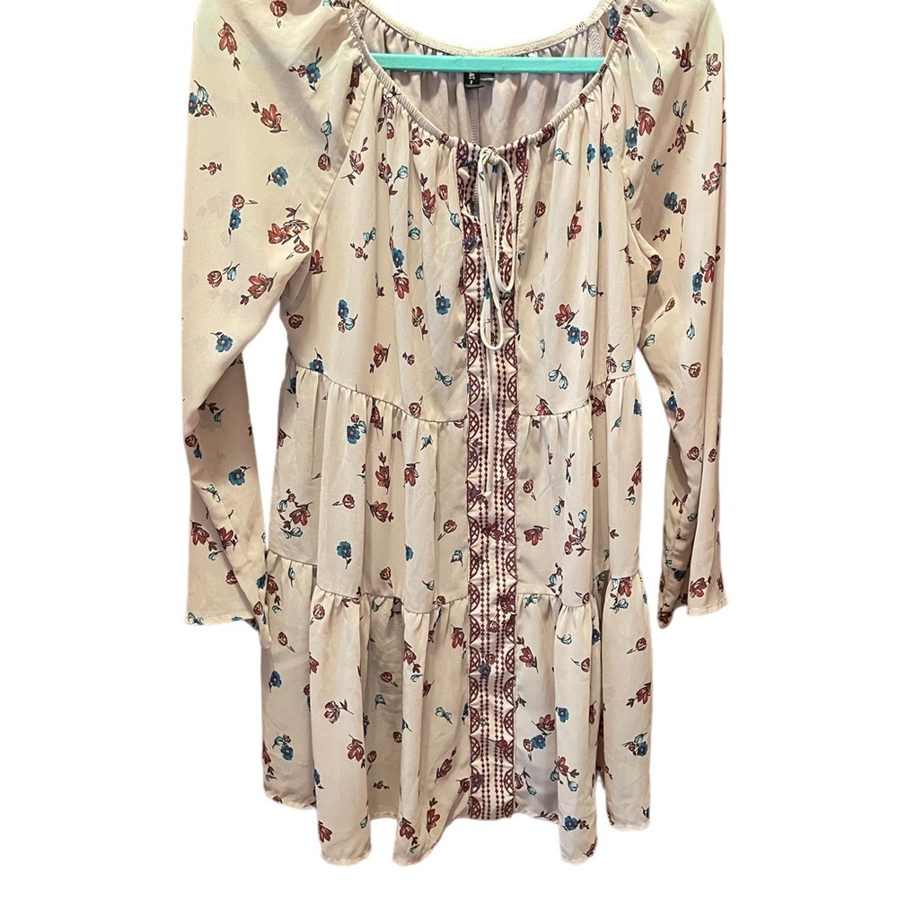 Want‎ & Need peasant dress, long sleeves, size small